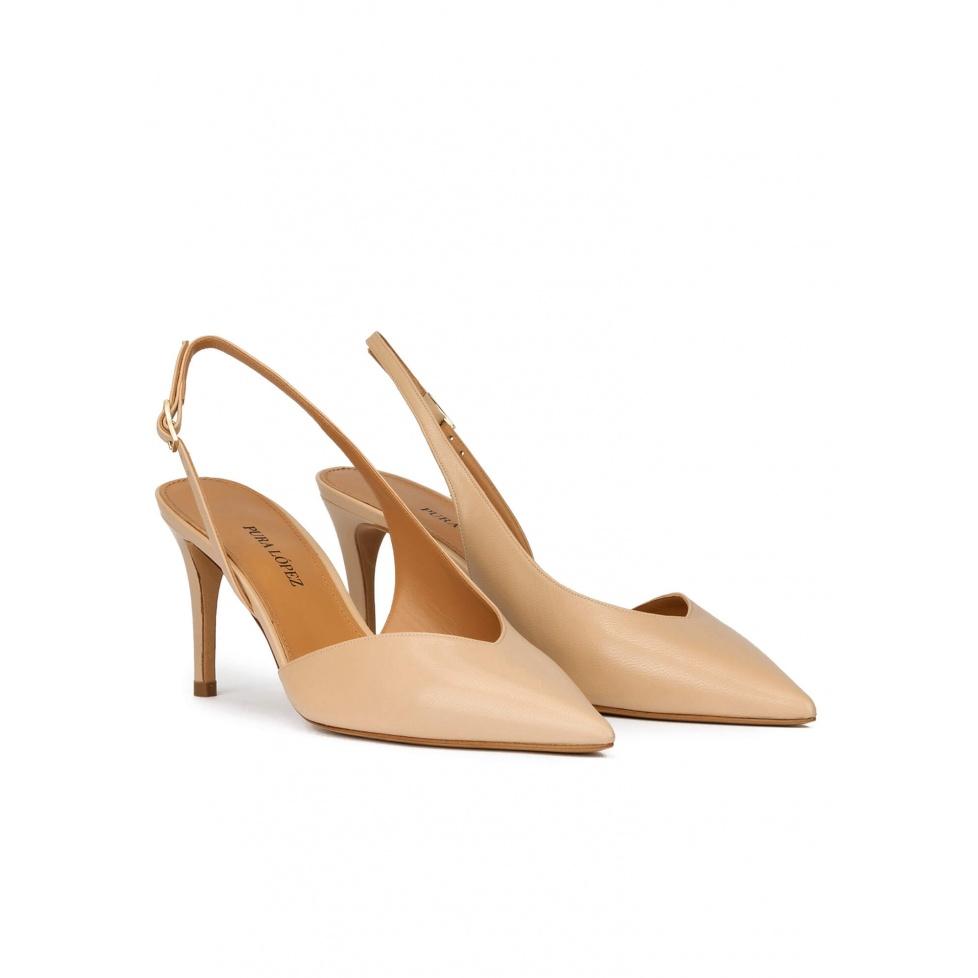 pura lópez Zapatos beige de piel con tacón medio y punta fina Mejor oferta
