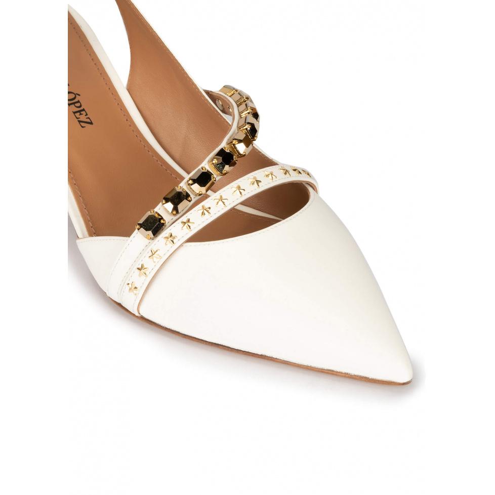 pura lópez Zapatos destalonados de tacón medio y punta fina en piel blanco roto Oferta especial