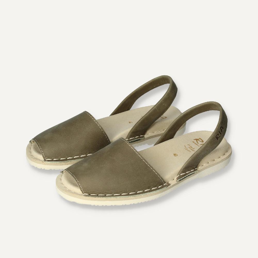Ria Menorca Menorquina hombre Acolchada Kaki COMPRAR AHORA