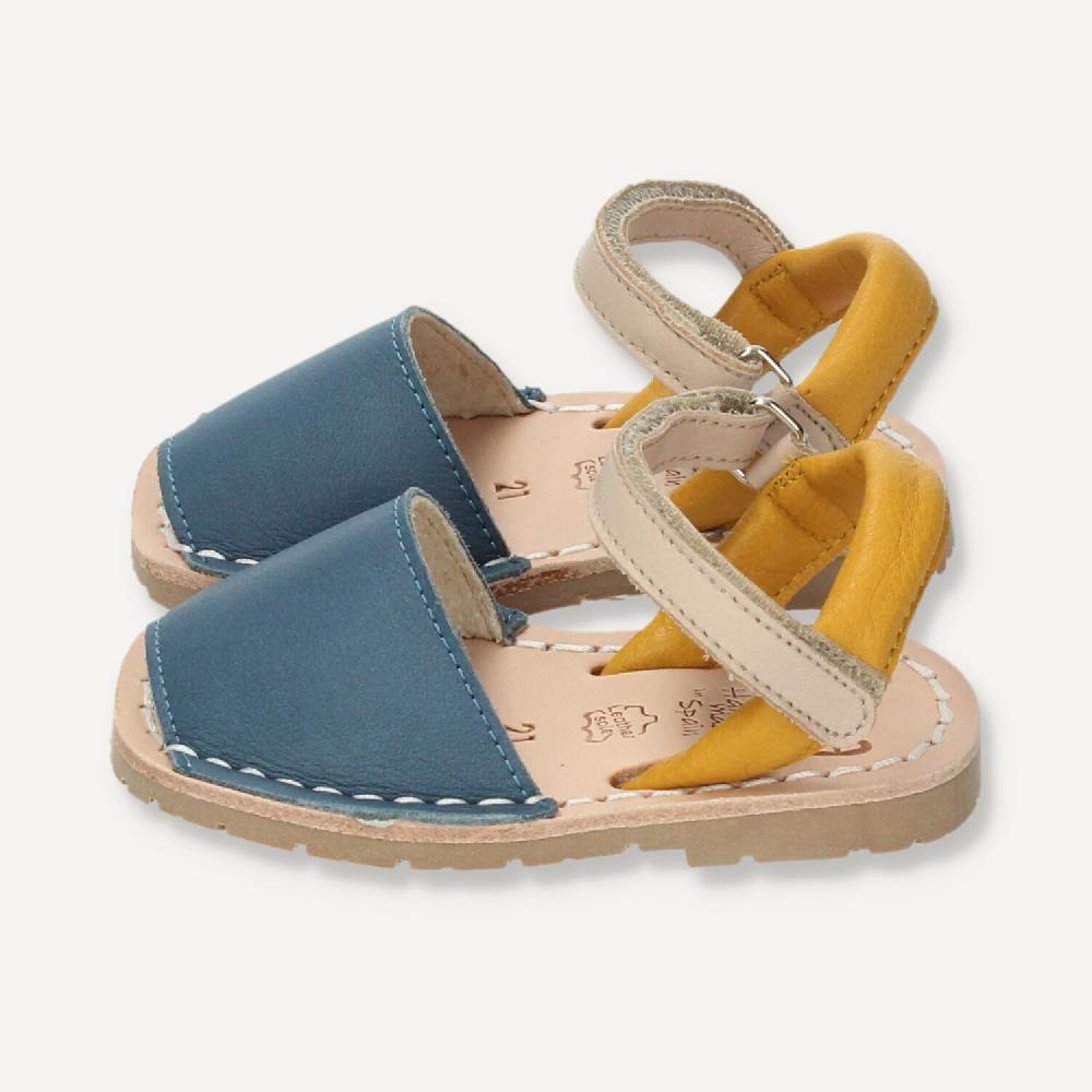 Ria Menorca Menorquina atada Cerdeña Jeans