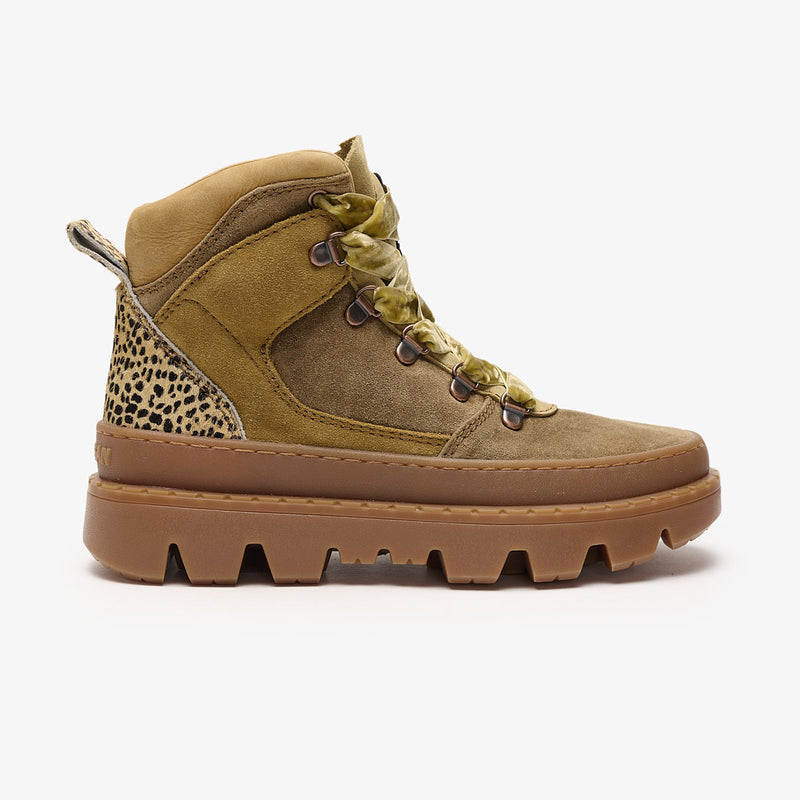 satorisan Unalome Hike Suede