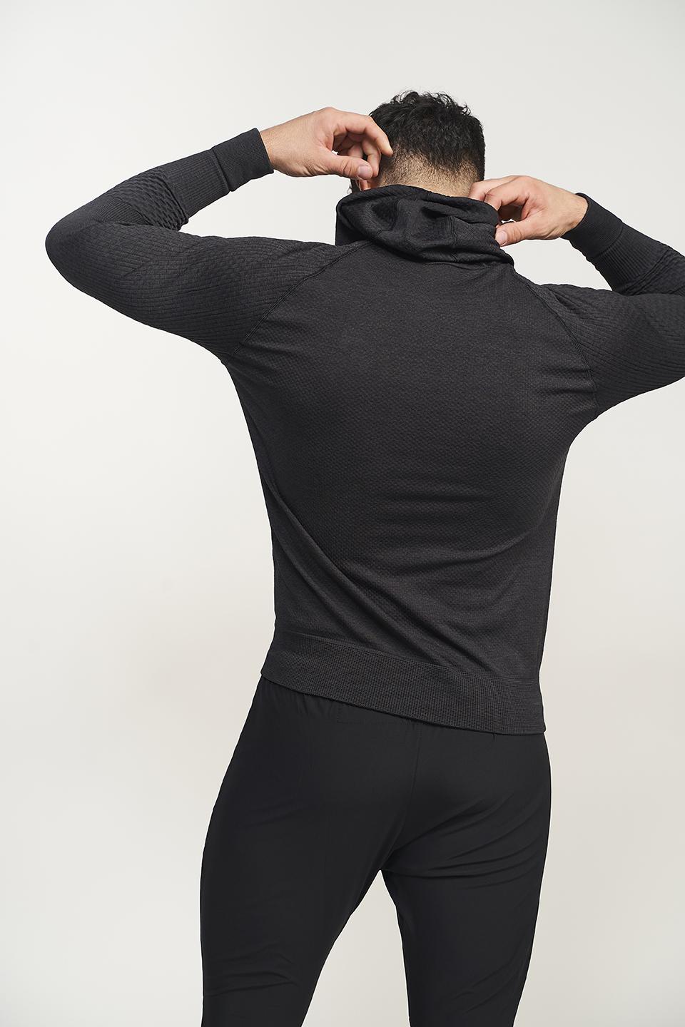 sport hg TITAN Sudadera técnica con capucha masculina negro asfalto En oferta
