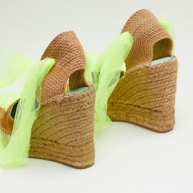 star love Cuñas canela y amarillo fluor con cinta de tul | Meridian Rebajas baratas