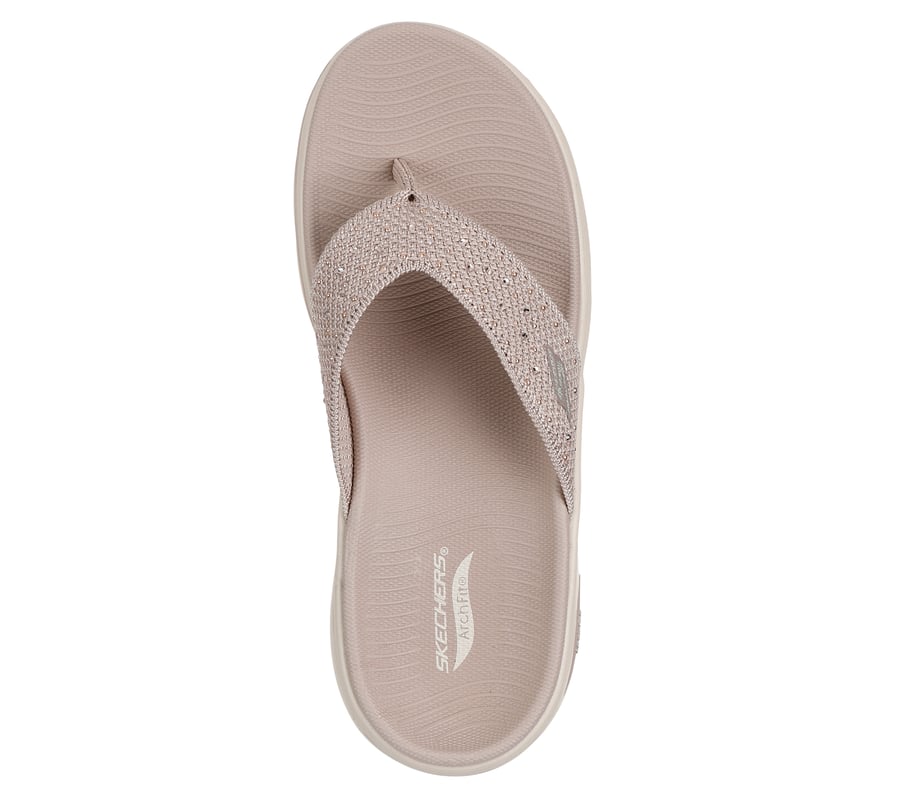 Skechers GO WALK Arch Fit 2.0 Sandal - Claire Envío internacional gratuito