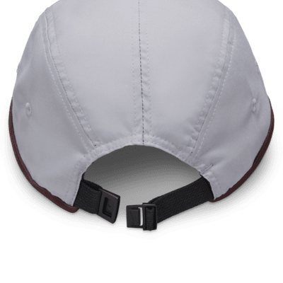 Nike Nike Dri-FIT FlyGorra sin estructura con logotipo Swoosh Limitado a 3 días