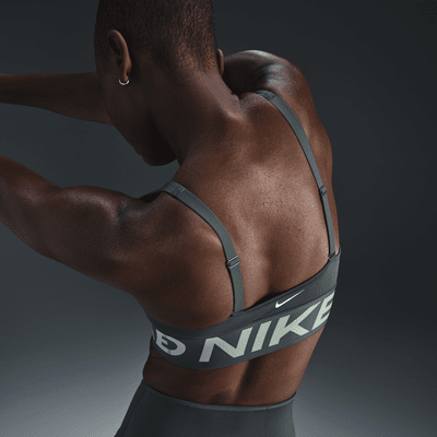 Nike Nike Pro Indy PlungeSujetador deportivo de sujeción media con almohadilla - Mujer Rebajas baratas