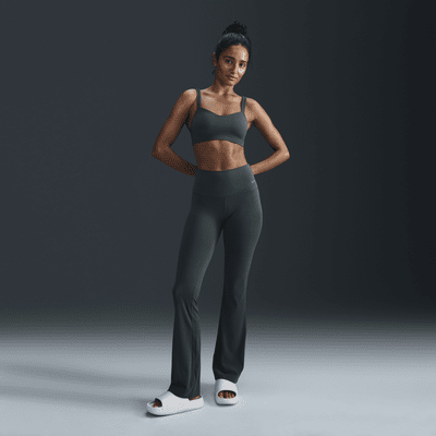Nike Nike Zenvy StrappySujetador deportivo de sujeción ligera con almohadilla - Mujer Tienda