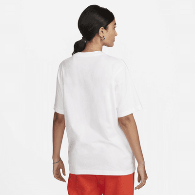 Nike Nike Sportswear EssentialCamiseta - Mujer Promoción trimestral