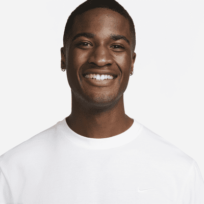 Nike Nike PrimaryCamiseta Dri-FIT versátil de manga corta - Hombre Superdescuento