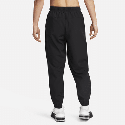 Nike Nike FormPantalón versátil entallado Dri-FIT - Hombre Tienda