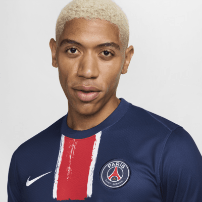 Nike Primera equipación Stadium París Saint-Germain 2024/25Camiseta de fútbol Replica Nike Dri-FIT - Hombre Rebajas online