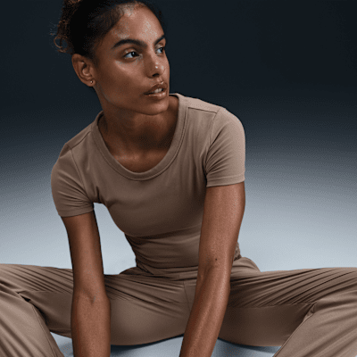 Nike Nike One FittedCamiseta corta de manga corta Dri-FIT - Mujer Gran oferta
