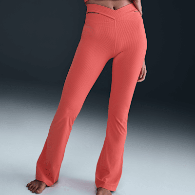 Nike Nike Zenvy RibLeggings acampanados de talle alto y sujeción ligera - Mujer Tienda