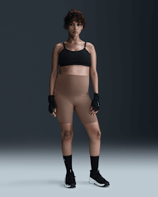Nike Nike (M) OneMallas cortas de talle alto con bolsillos de 20 cm Dri-FIT (Maternity) - Mujer