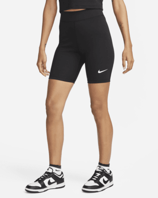 Nike Nike Sportswear ClassicPantalón corto de ciclismo de 20 cm y talle alto - Mujer