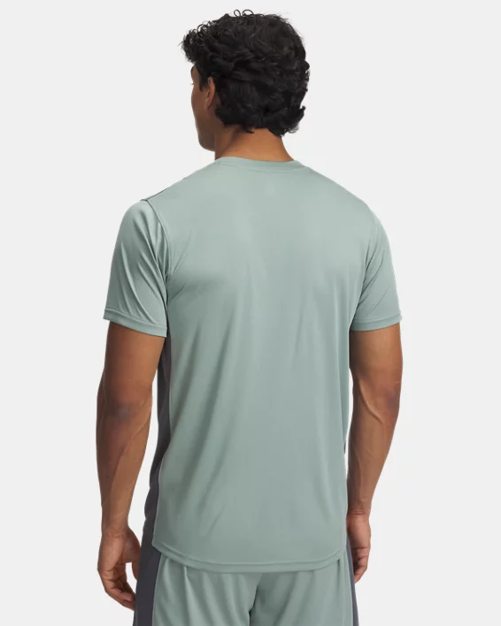 Under Armour Camiseta de manga corta estampada de entrenamiento UA Challenger para hombre   Solo hoy