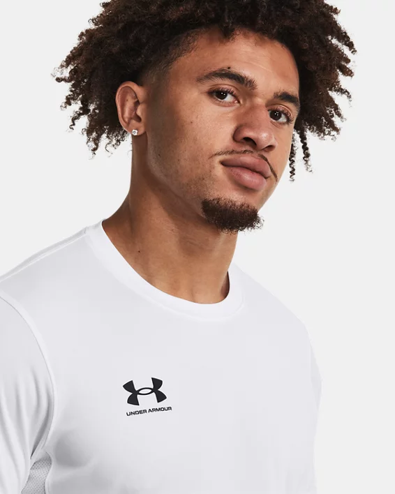 Under Armour Camiseta de manga corta de entrenamiento UA Challenger para hombre   Grandes descuentos