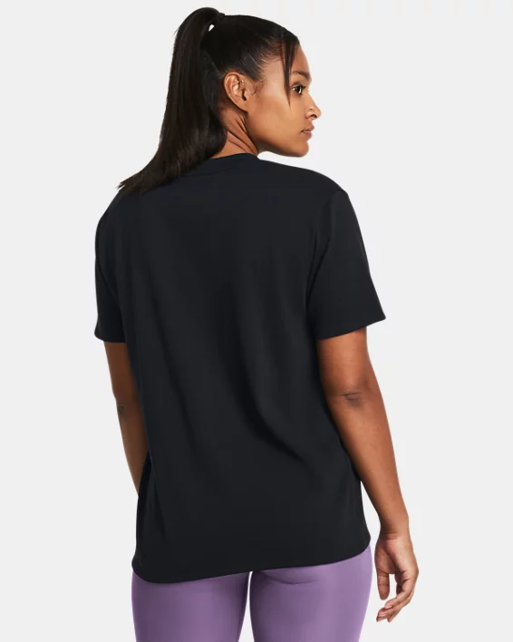 Under Armour Camiseta de manga corta oversize UA Heavyweight Embroidered Patch Boyfriend para mujer   Los más vendidos