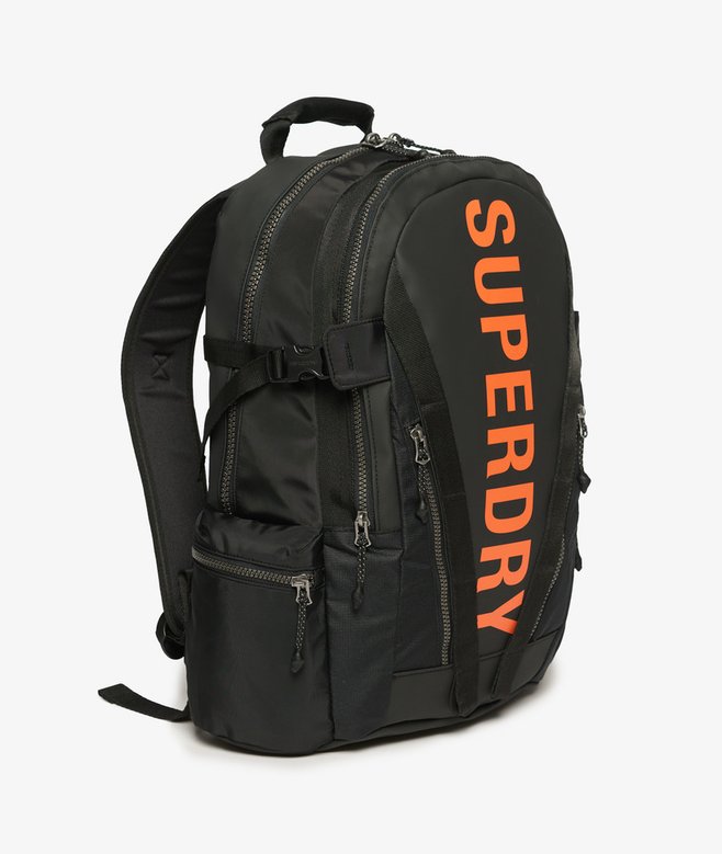 superdry Mochila de lona con gráfico Mountain Ventas relámpago