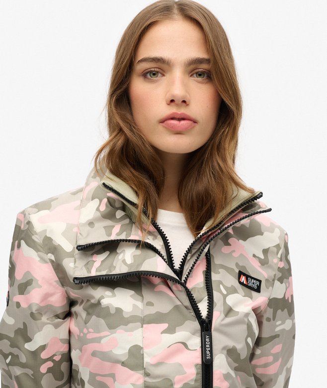 superdry Chaqueta cortavientos Mountain Descuentos del mes