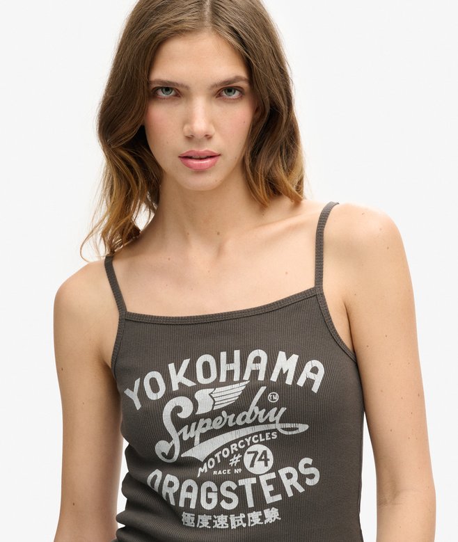 superdry Camiseta gráfica de tirantes de canalé Retro Rocker 2025