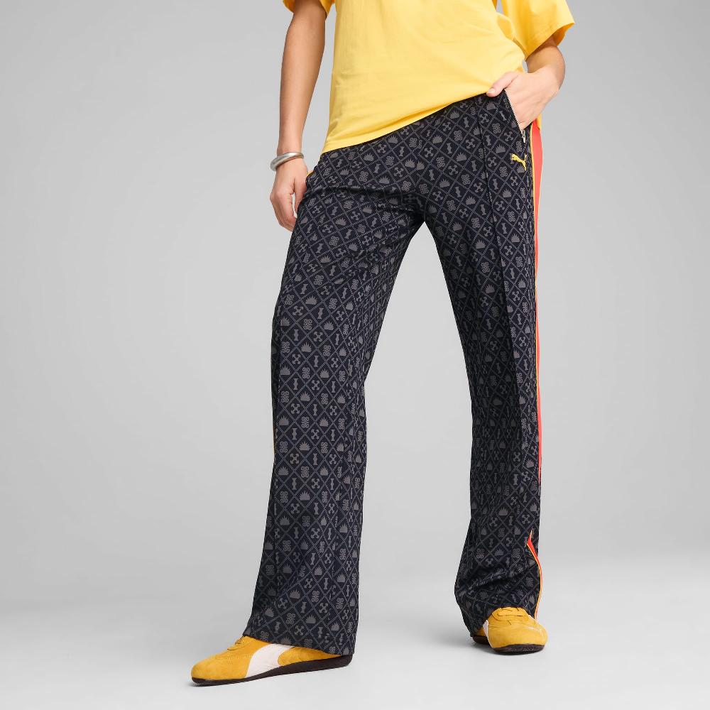 Puma Pantalones rectos estampados Road To Unity T7 para mujer