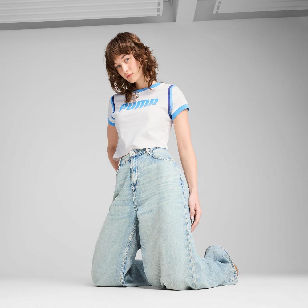 Puma Camiseta baby tee estampada FUTURE.PUMA.ARCHIVE para mujer Envío internacional gratuito