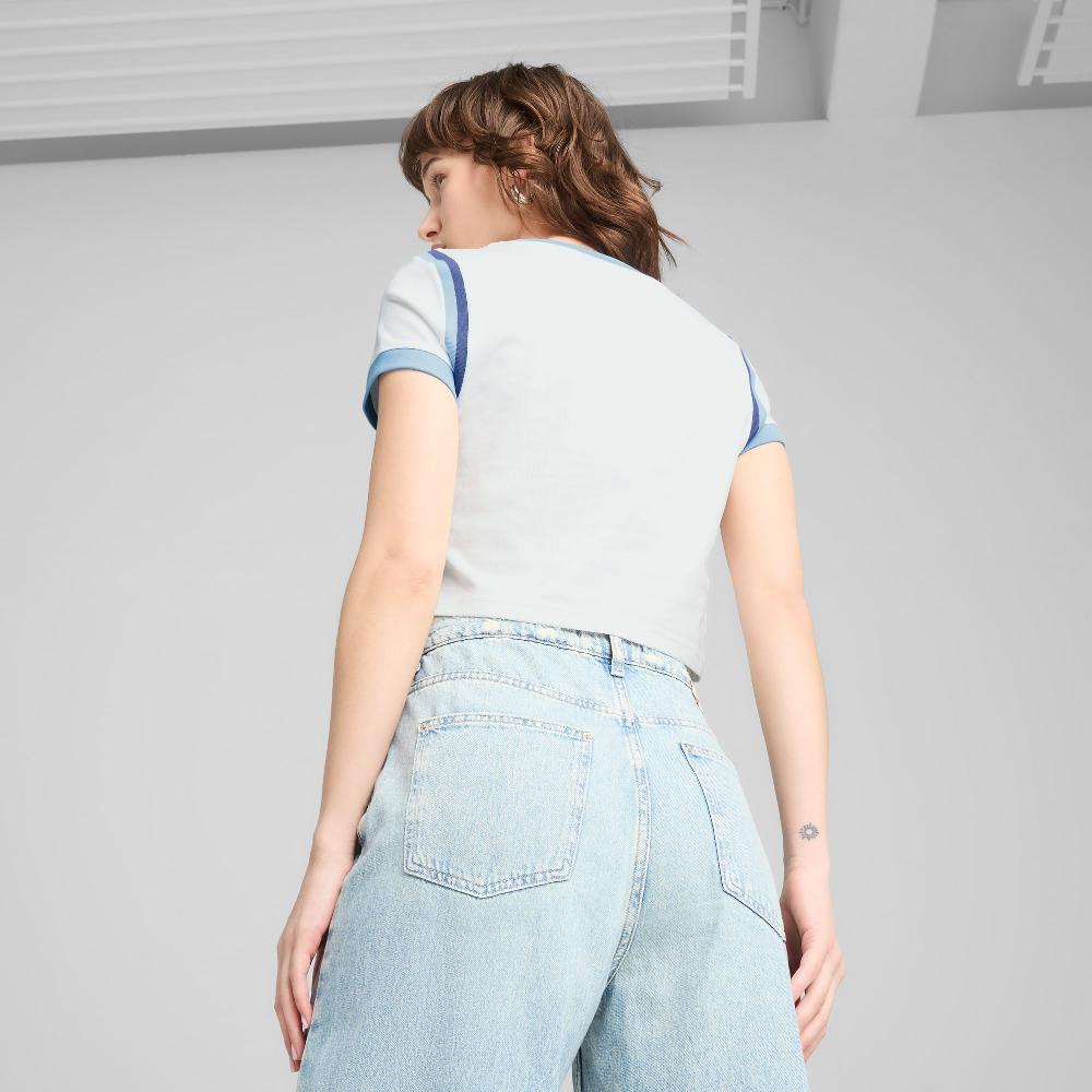 Puma Camiseta baby tee estampada FUTURE.PUMA.ARCHIVE para mujer Envío internacional gratuito